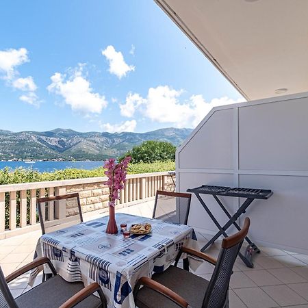 Apartments By The Sea Tri Zala, Korcula - 9237 Zrnovo Ngoại thất bức ảnh