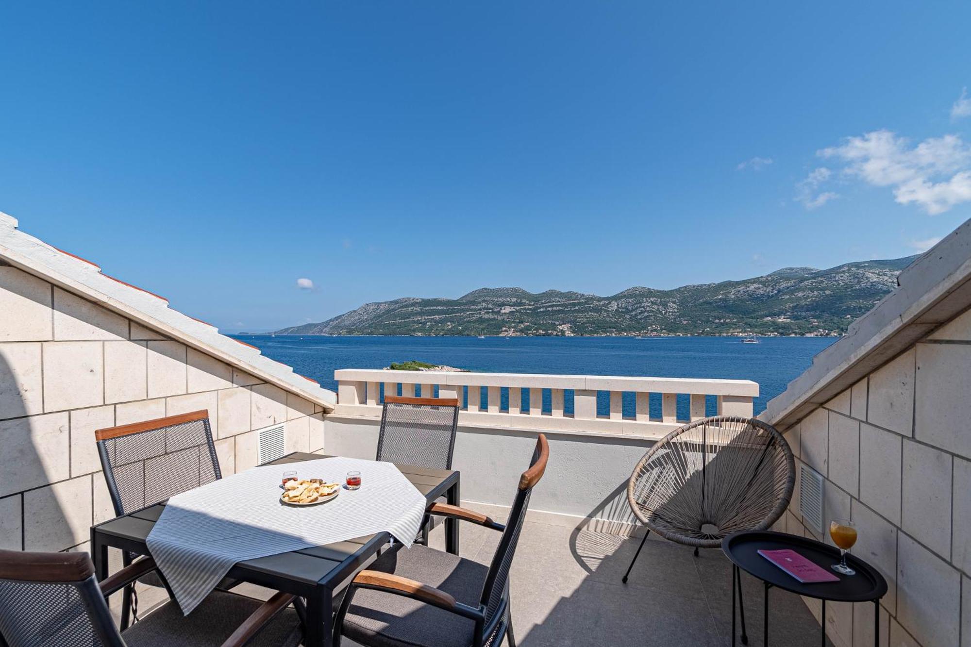 Apartments By The Sea Tri Zala, Korcula - 9237 Zrnovo Ngoại thất bức ảnh