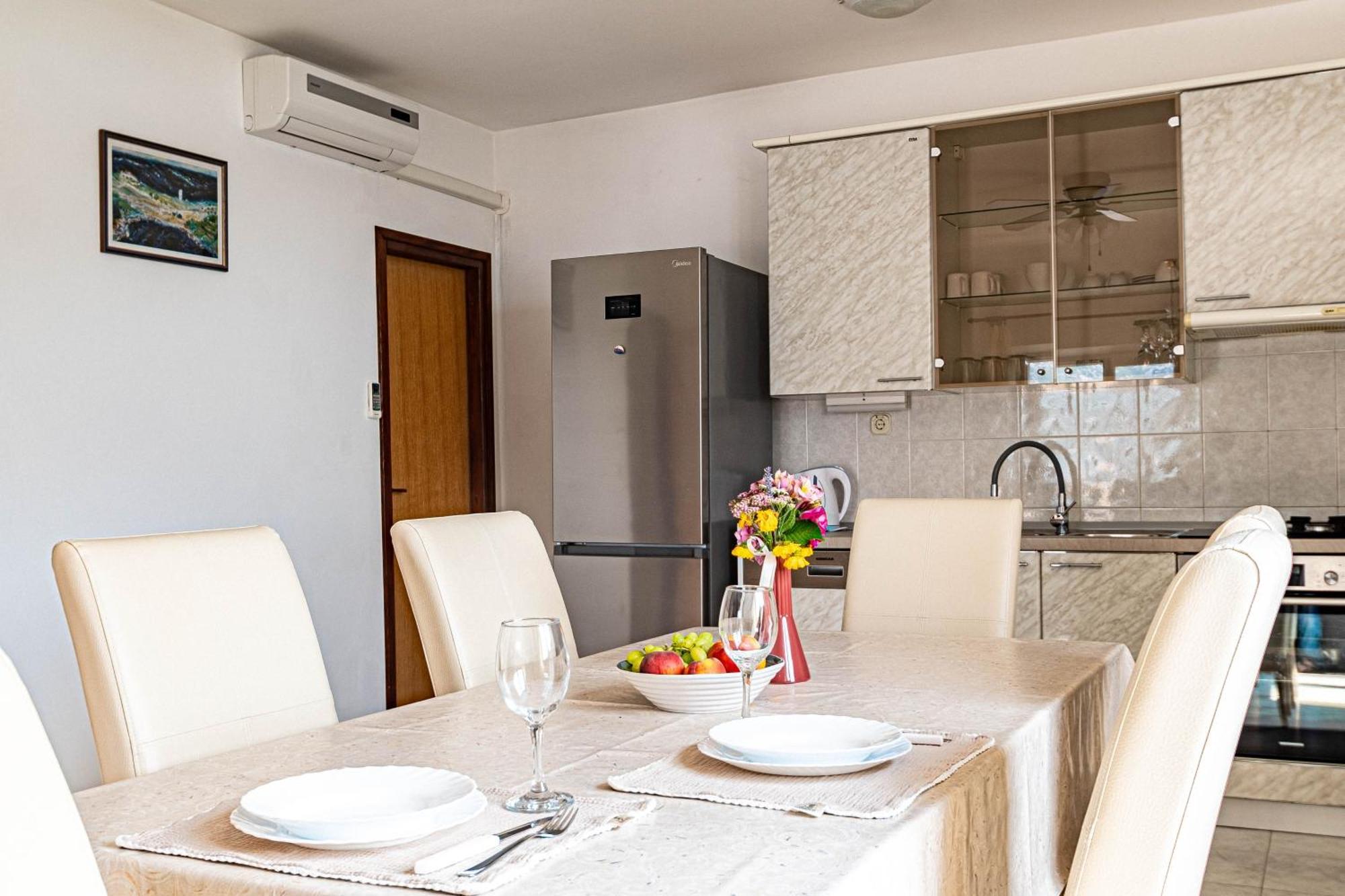 Apartments By The Sea Tri Zala, Korcula - 9237 Zrnovo Phòng bức ảnh