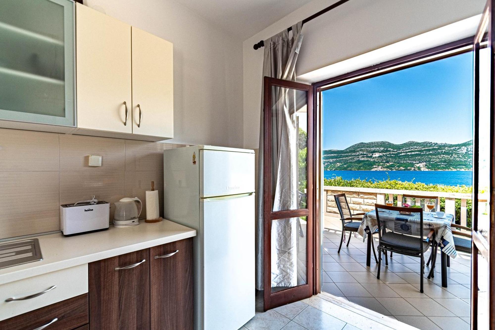 Apartments By The Sea Tri Zala, Korcula - 9237 Zrnovo Phòng bức ảnh